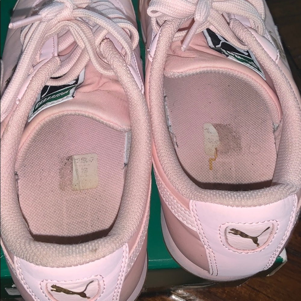Pink Pumas - Picture 4 of 4